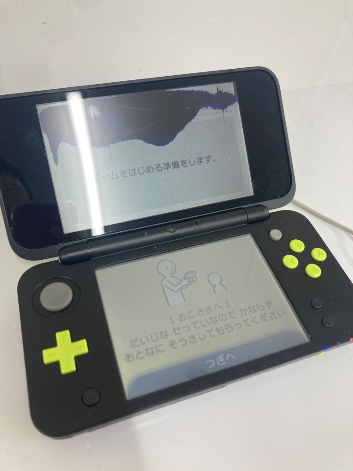 ÷ 初期化済み 画面問題あり new Nintendo 2DS LL 本体 ブラック イエロー ゲーム機本体