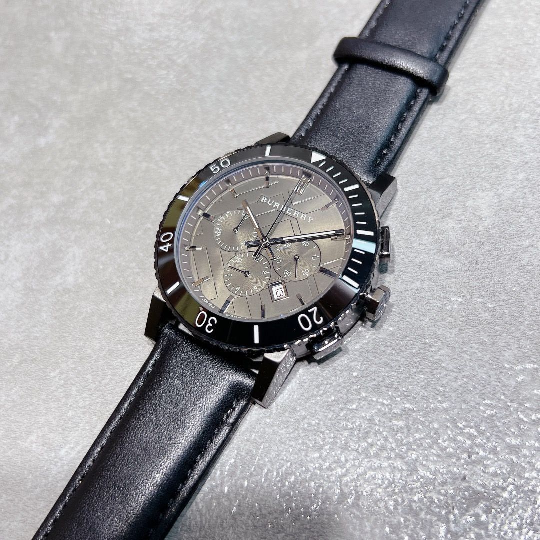 BURBERRY バーバリー メンズ腕時計 44mm｜セラミックベゼル×6針