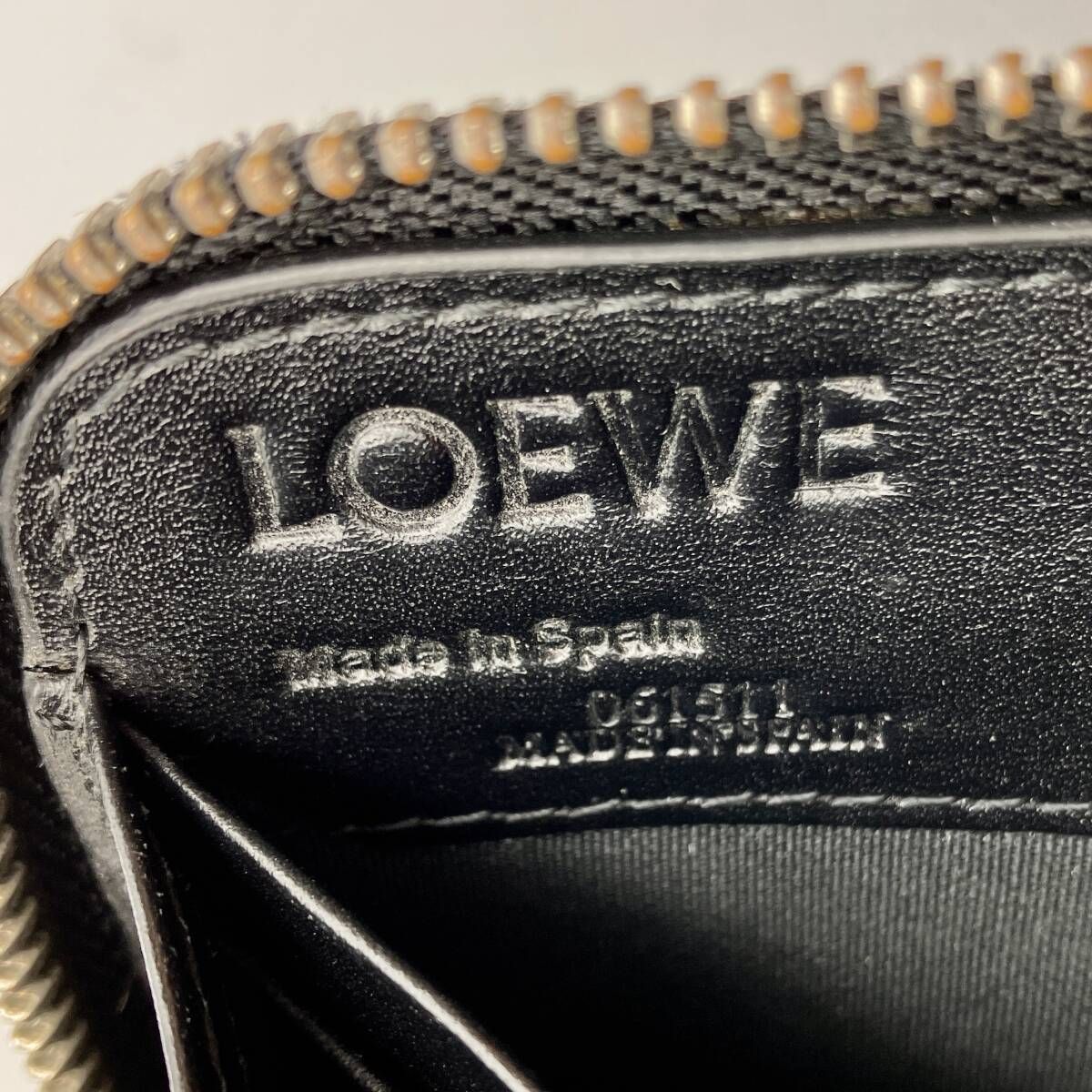 パズルジップアラウンドウォレット ラウンドファスナー長財布