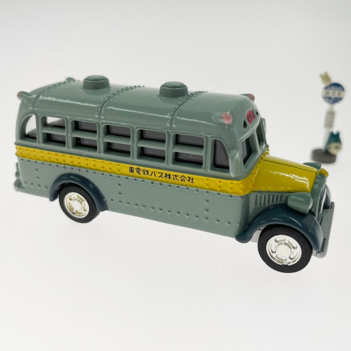 〇〇TOMY ジブリがいっぱい トミカリミテッドコレクション