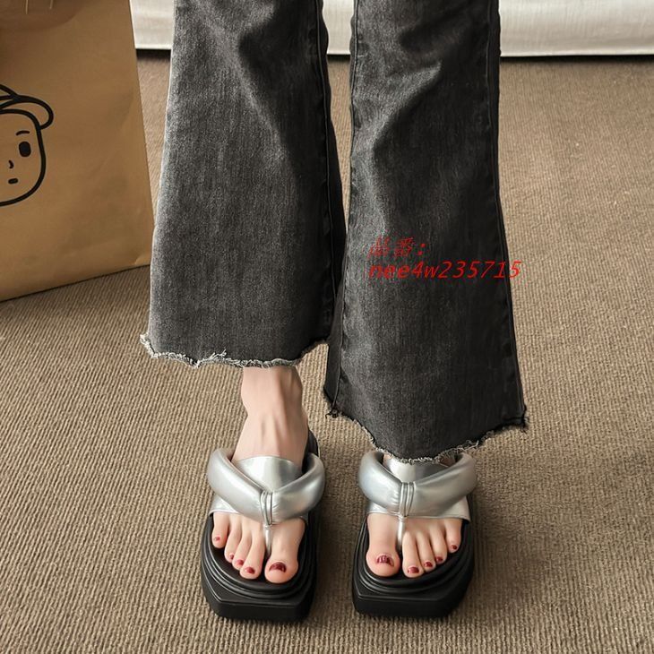 スリッパ