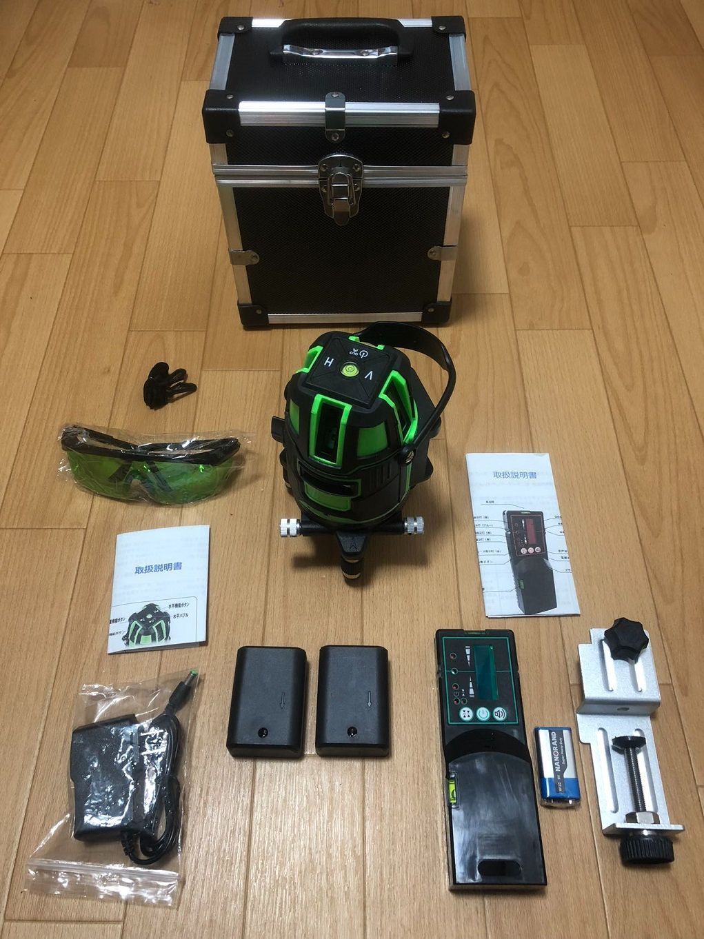 5ライン6点 グリーンレーザー墨出し器|水平器墨出器測定器|墨出し機|受光器付き