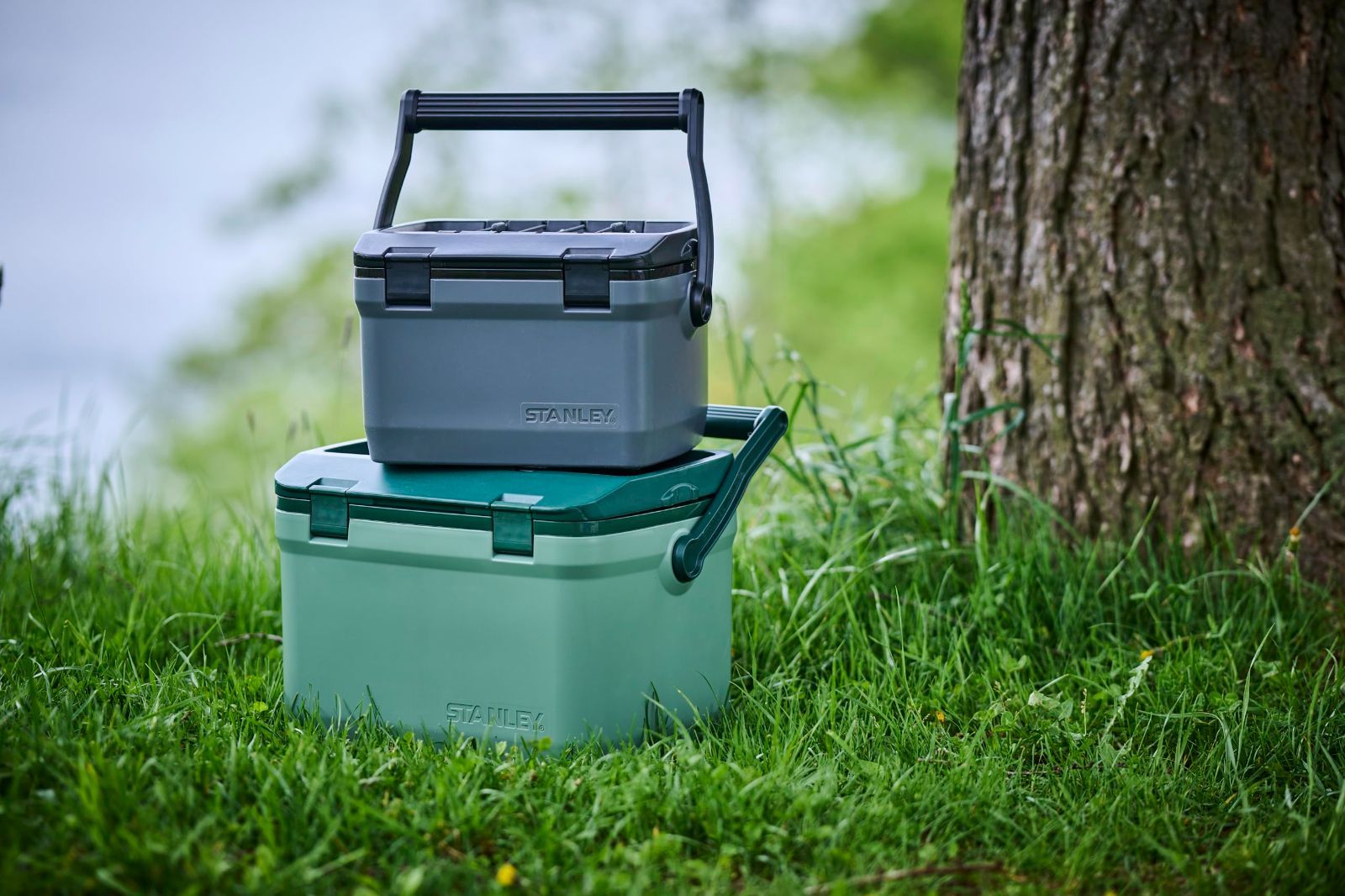 クーラーボックス