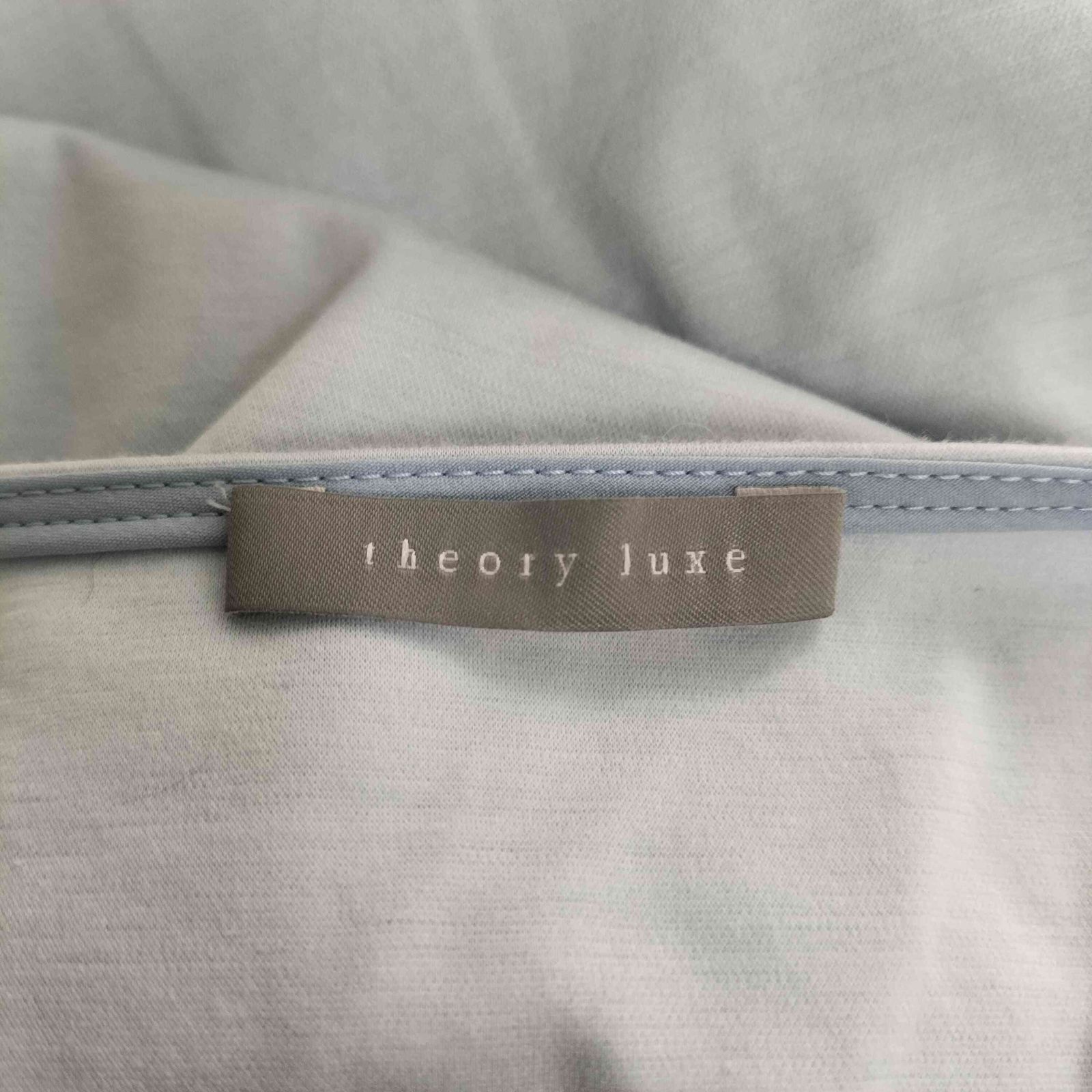 theory luxe(セオリーリュクス) ADYNA BASALT 洗えるカットソー Tシャツ レディー 中古 古着 0402 美品】 セオリー リュクス Basalt Adyna 洗えるカットソー