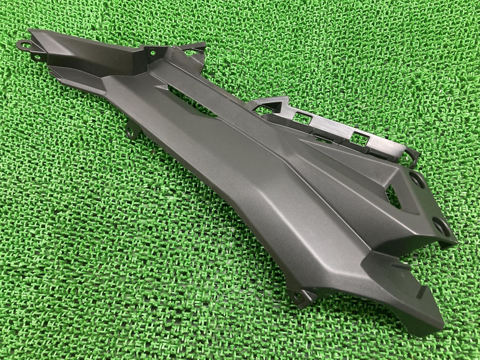 X-ADV ラゲッジボックスカバー 右 MKT ホンダ 純正 中古 RH10 タンデム