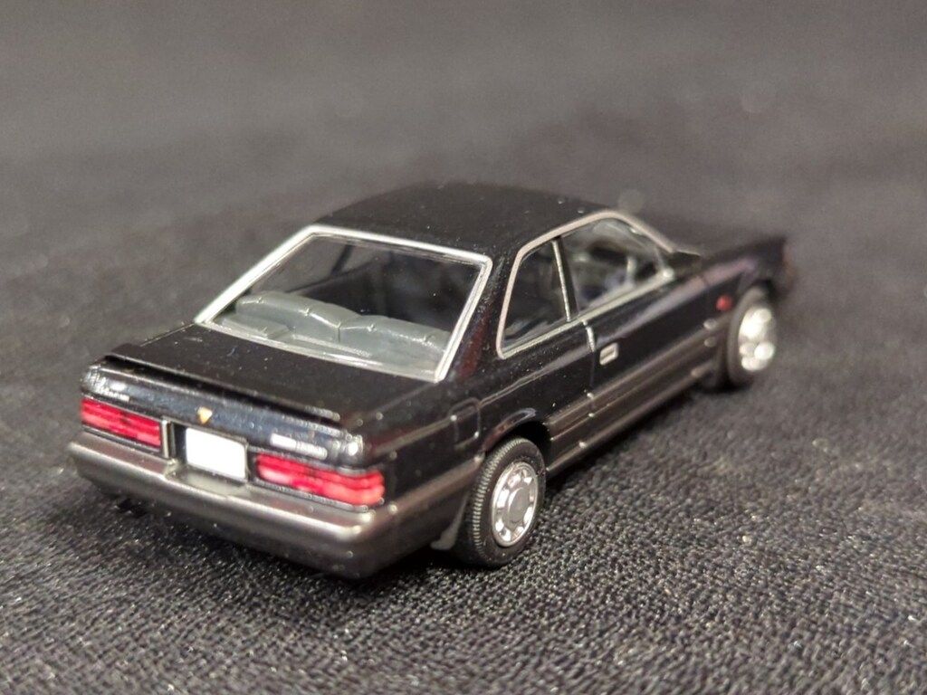 ニッサン　レパード　2.0XS-Ⅱ　グランドセレクション　　トミカ トミーテック TOMICA LIMITED VINTAGE NEO ニッサン レパード2.0