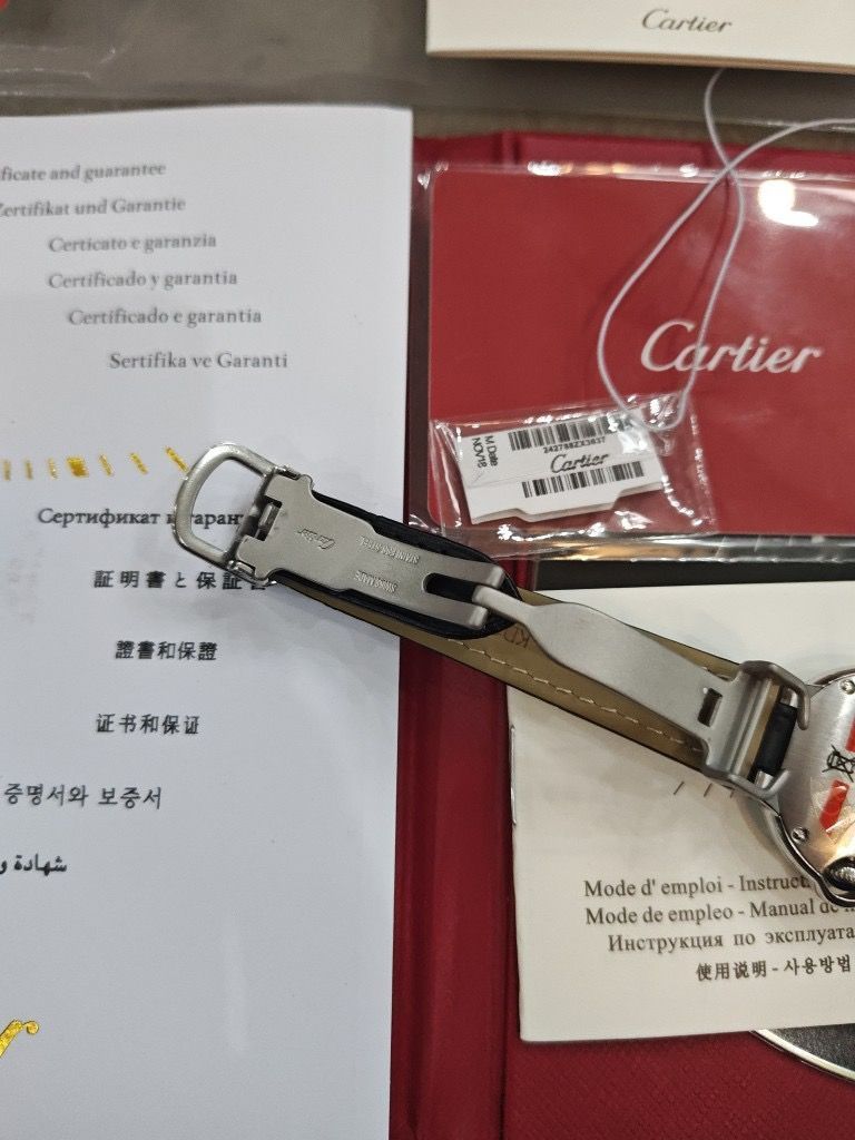 CARTIER カルティエ