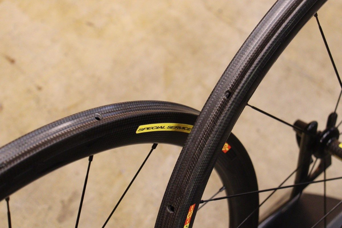 マヴィック MAVIC コスミック カーボン COSMIC CARBONE 40T カーボン