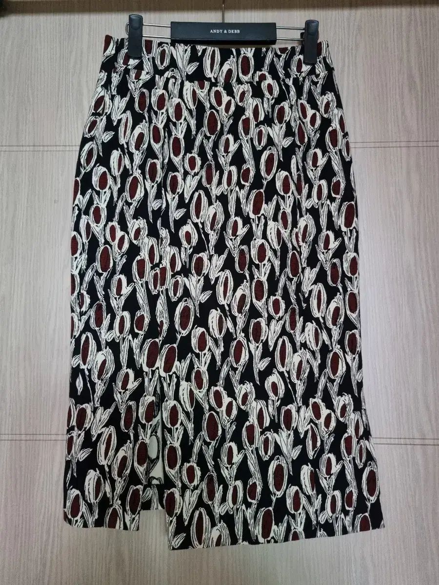 ハンサム LATT by T ラットバイT スカート