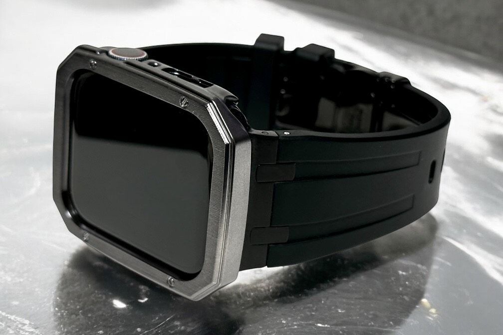 ブラック アップルウォッチバンド ラバーベルト Apple Watch保護カバー 艶消しケース メンズ レディース 44mm45mm49mm ウルトラ ultra ultra2 se