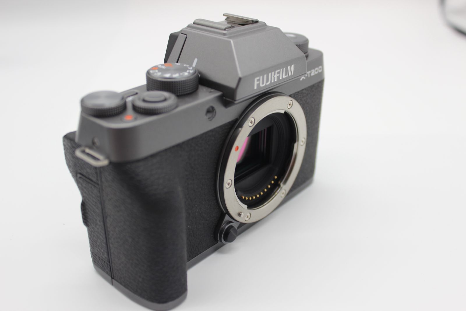 新品級 Fujifilm X-T200 ダークシルバー - メルカリ