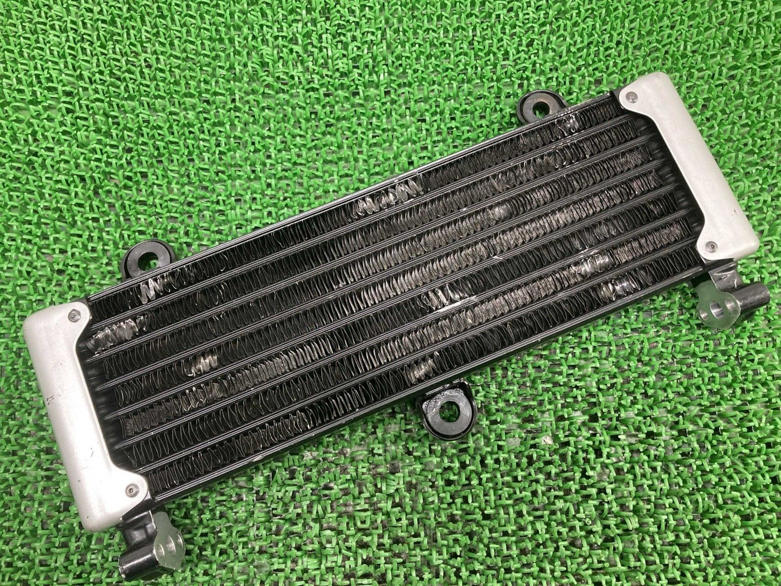 ゼファー1100 オイルクーラー 124100-7090 カワサキ 純正 バイク 部品 ZRT10A ZEPHYR1100 修復素材に 品薄 品 Lo