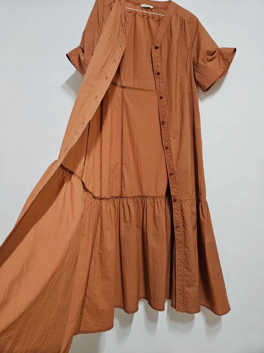 シャカシャカ素材 ロング丈ワンピース
