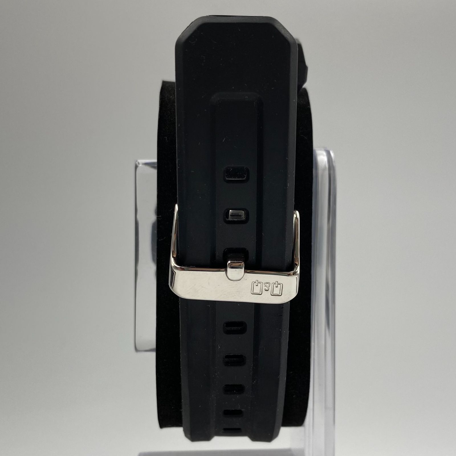 CITIZEN Q&Q ソーラー電源電波時計 MD06-335 ブラック - メルカリ