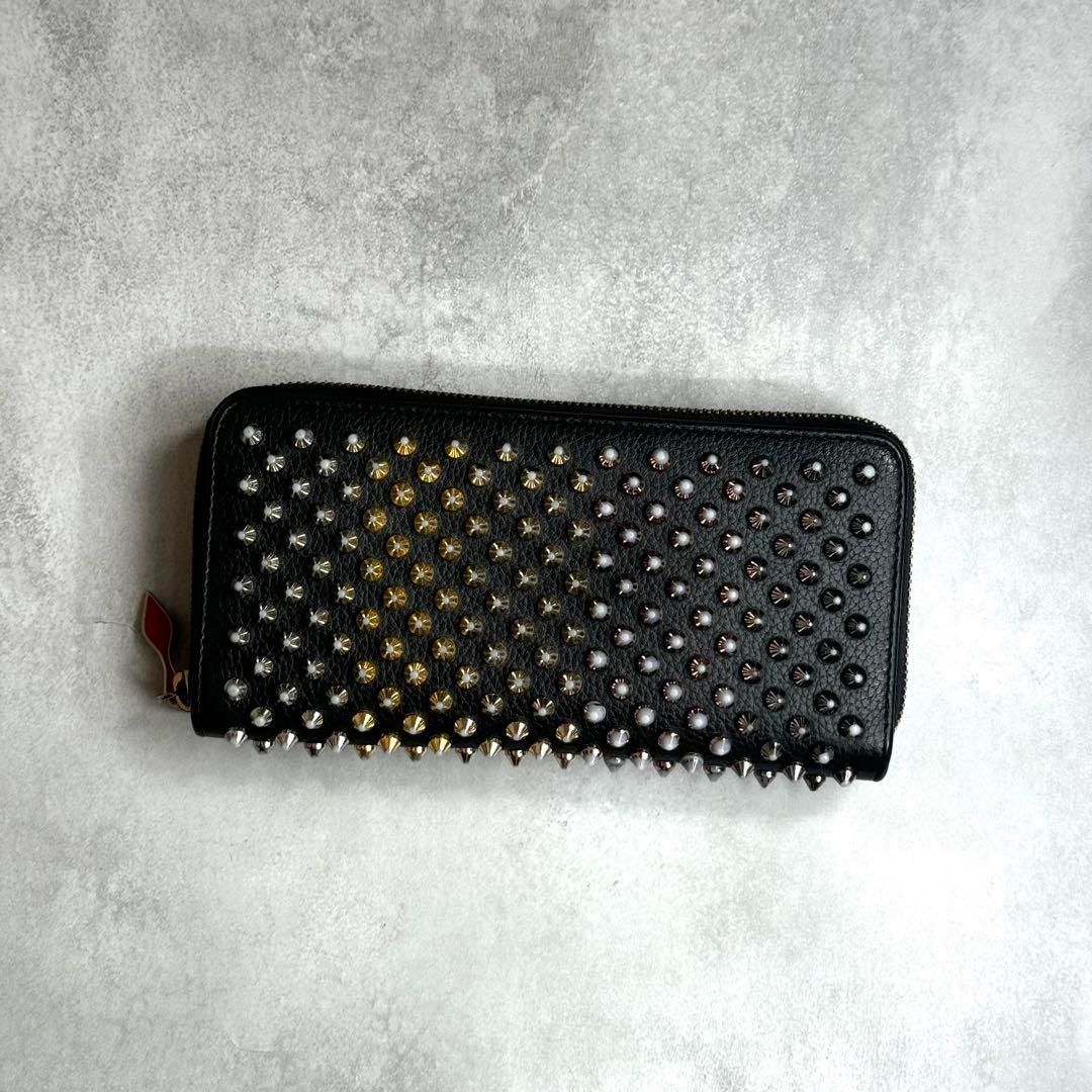 Christian Louboutin クリスチャンルブタン | Wパネトーネジップアラウンドウォレット 長財布 グレインレザー ブラック スタッズ スパイク