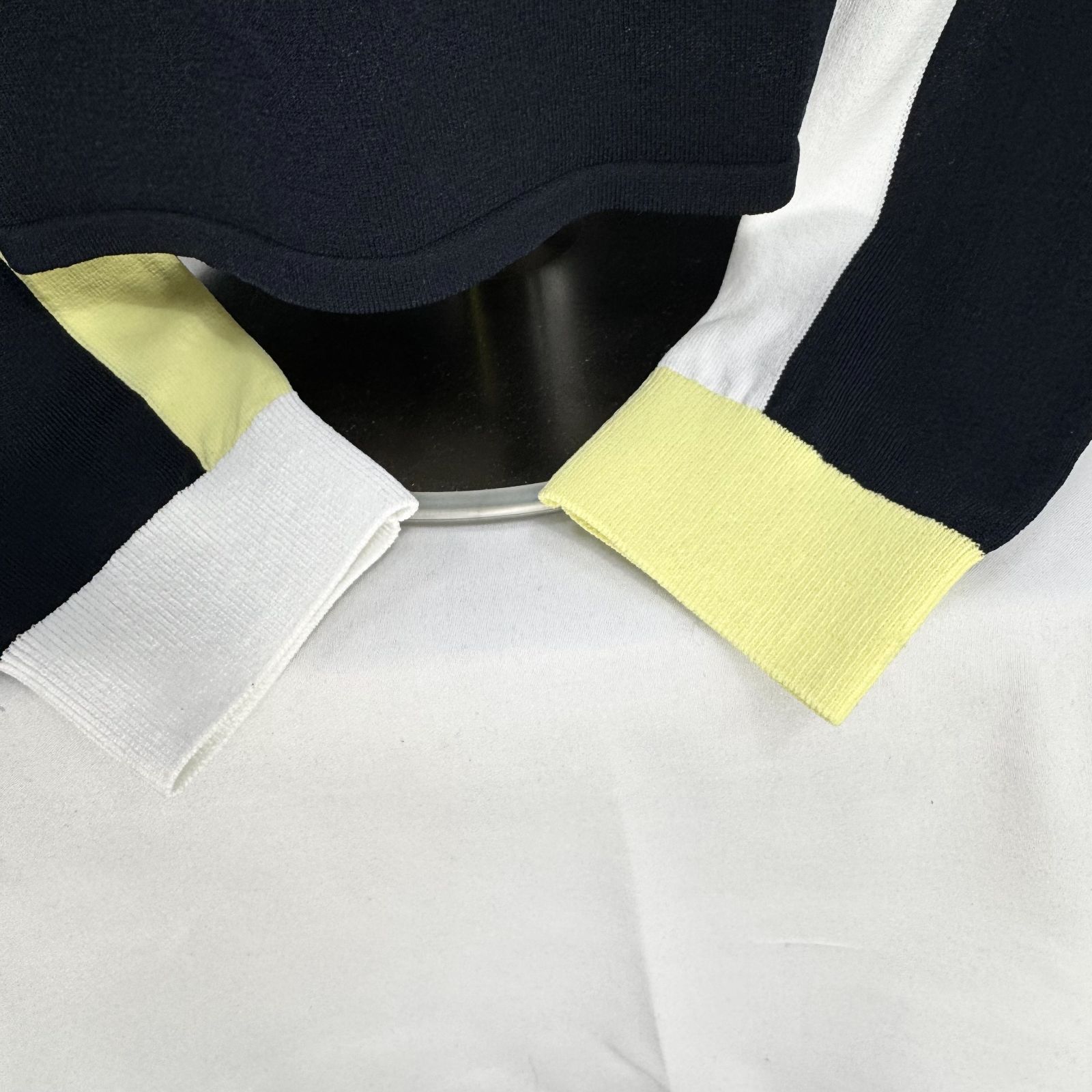 ジップアップニット 40サイズ