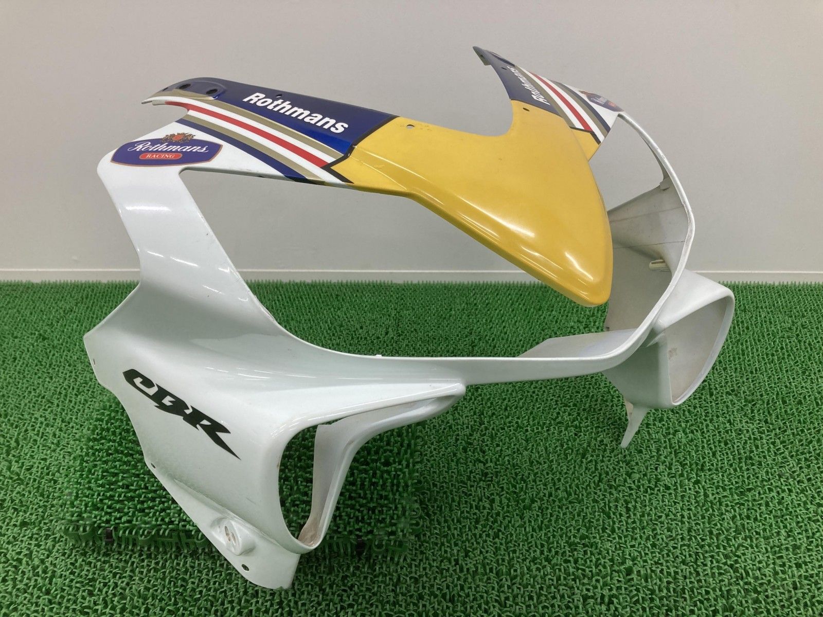 ZXMT製CBR600F4i アッパーカウル JH2PC35UX2M350*** 社外 中古 バイク 部品 PC35 ロスマンズ ノーマルタイプ 割れ欠け無し 品薄 希少品 65 ZXMT製CBR600F4i アッパーカウル JH2PC35UX2M350*** 社外 バイク 部品