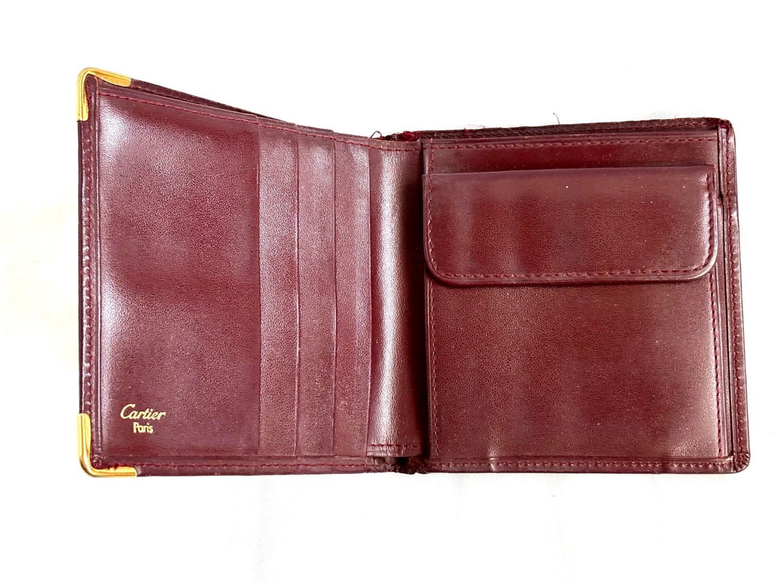 Cartier バーガンディ 二つ折り財布 新品 Cartier バーガンディ 二つ折り財布 ギャランティカード