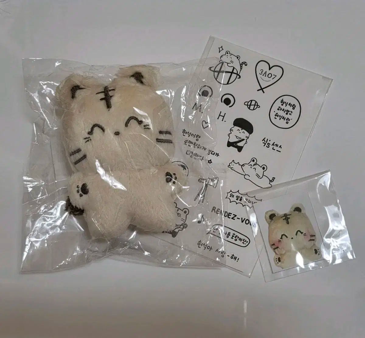 BTOB Be together tokopedia トレカ ヒョンシク BTOB Be together tokopedia トレカ ヒョンシク - メルカリ