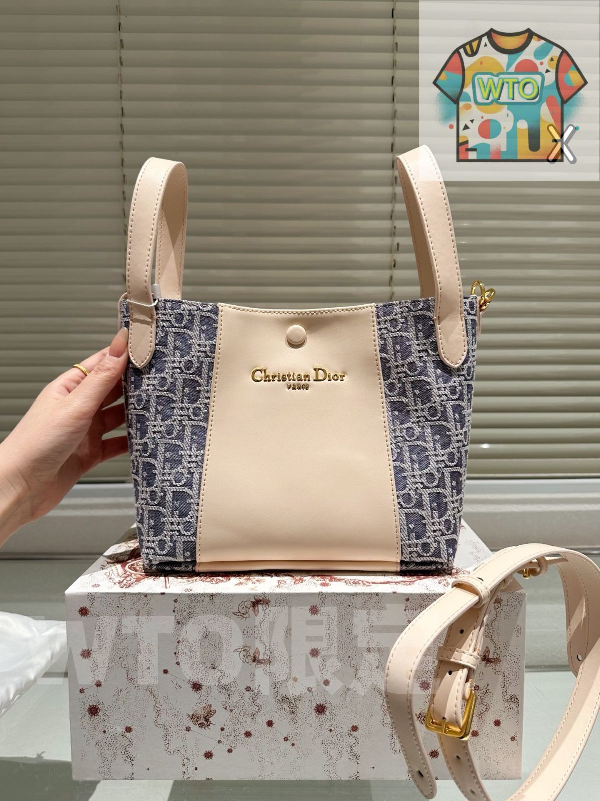 今日WTO】Christian Dior Signaturea Bucket Bag クリスチャン
