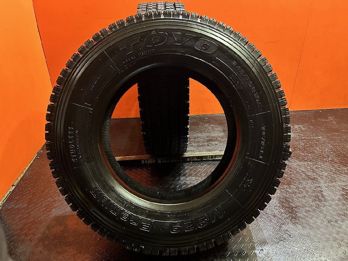 トラックタイヤ スタッドレス