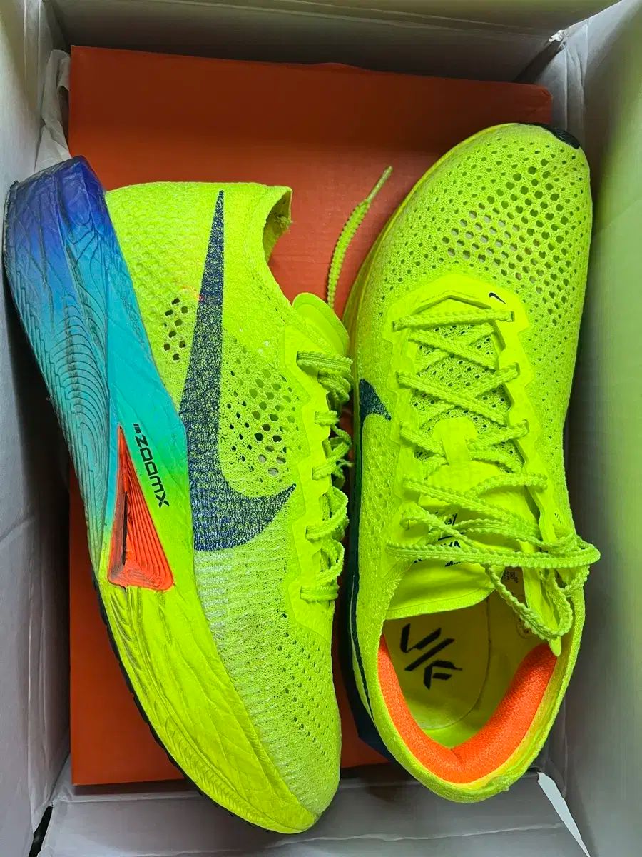 ヴェイパーフライ3 ボルト 265