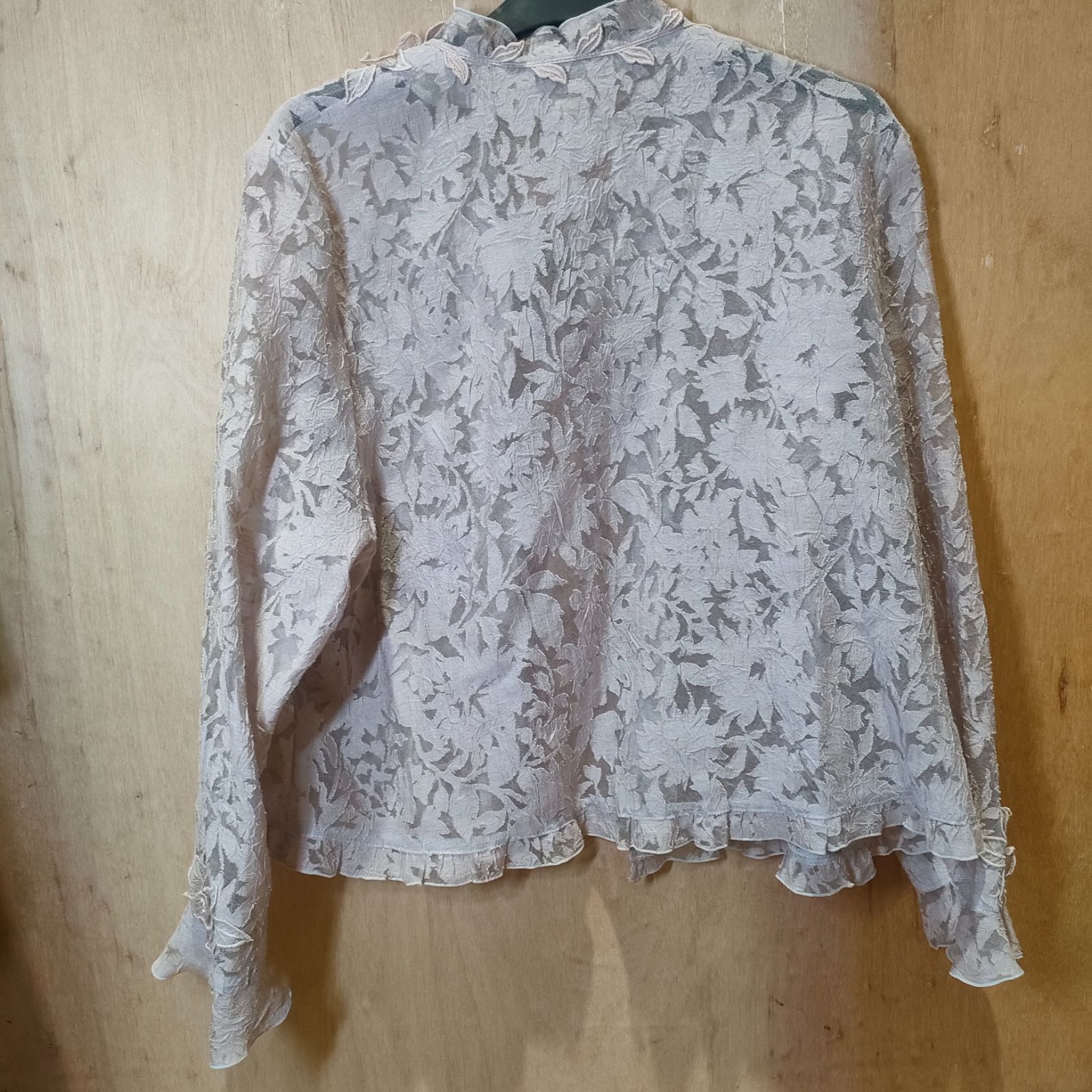 美品】BiBi TOKYO 薄ピンク フリル 長袖 フォーマル カーディガン 羽織 