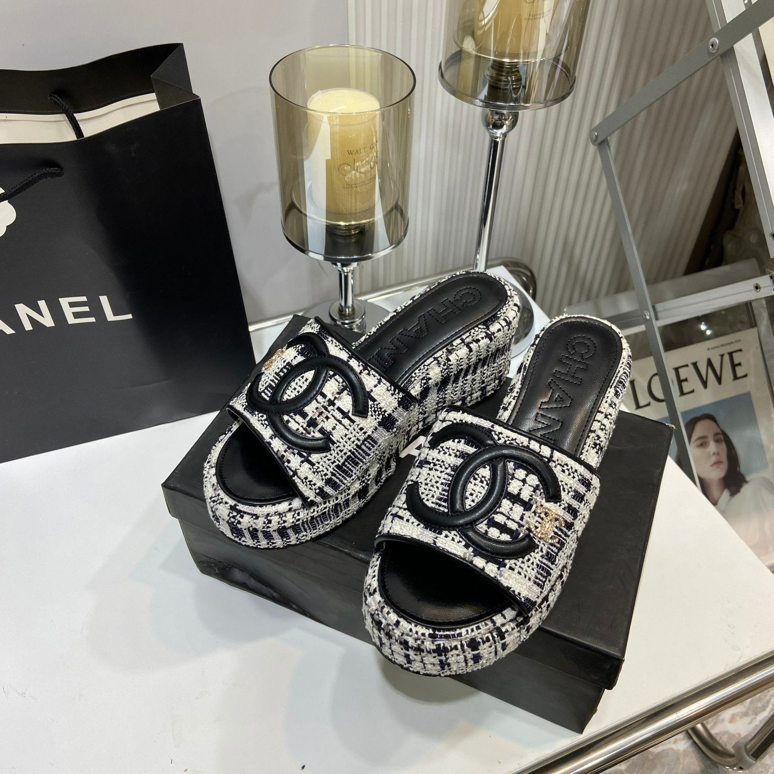 chanel人気シャネル厚底サンダル箱付