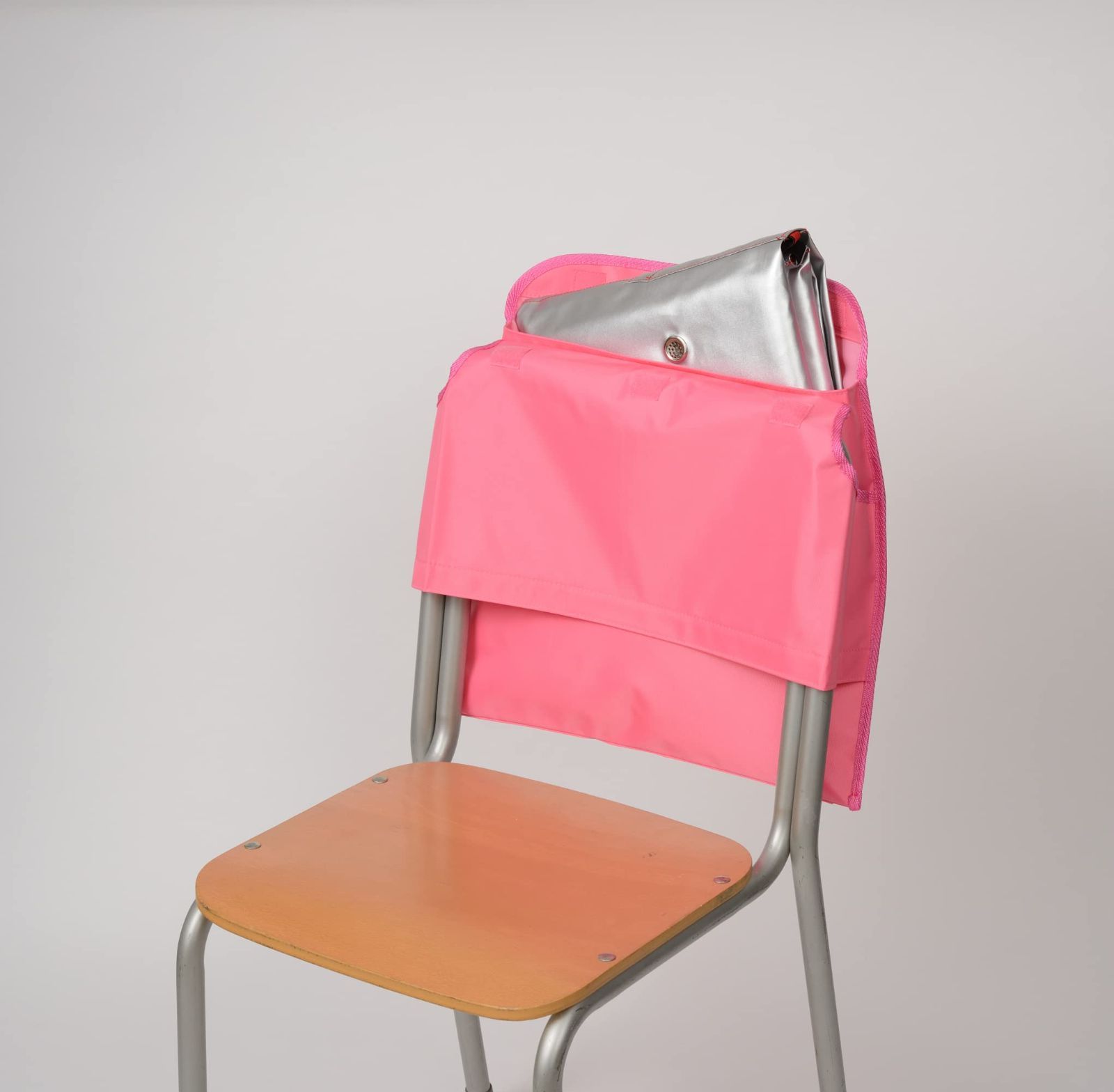 在庫処分 ピンク 約34×42cm 背もたれ式防災頭巾用ポケット付カバー 90056