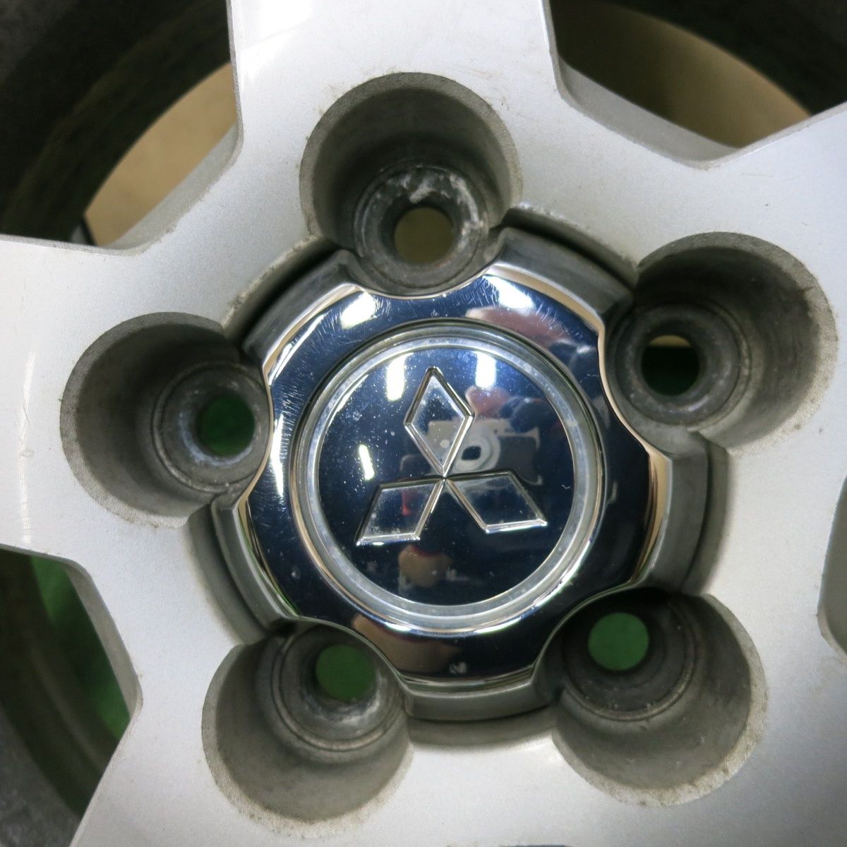 三菱