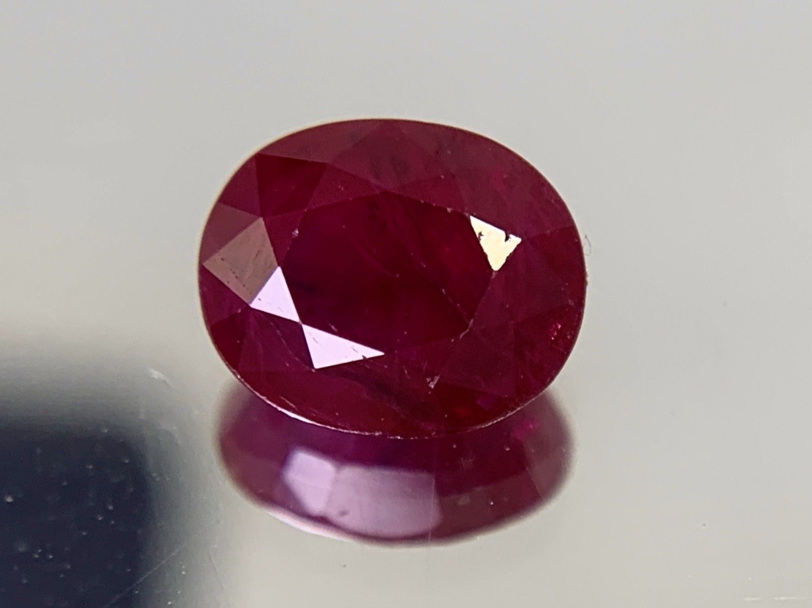 AIGS宝石鑑別書付き 天然 ルビー Myanmar 1.28ct 縦7.02㎜×横5.77㎜×高 ...