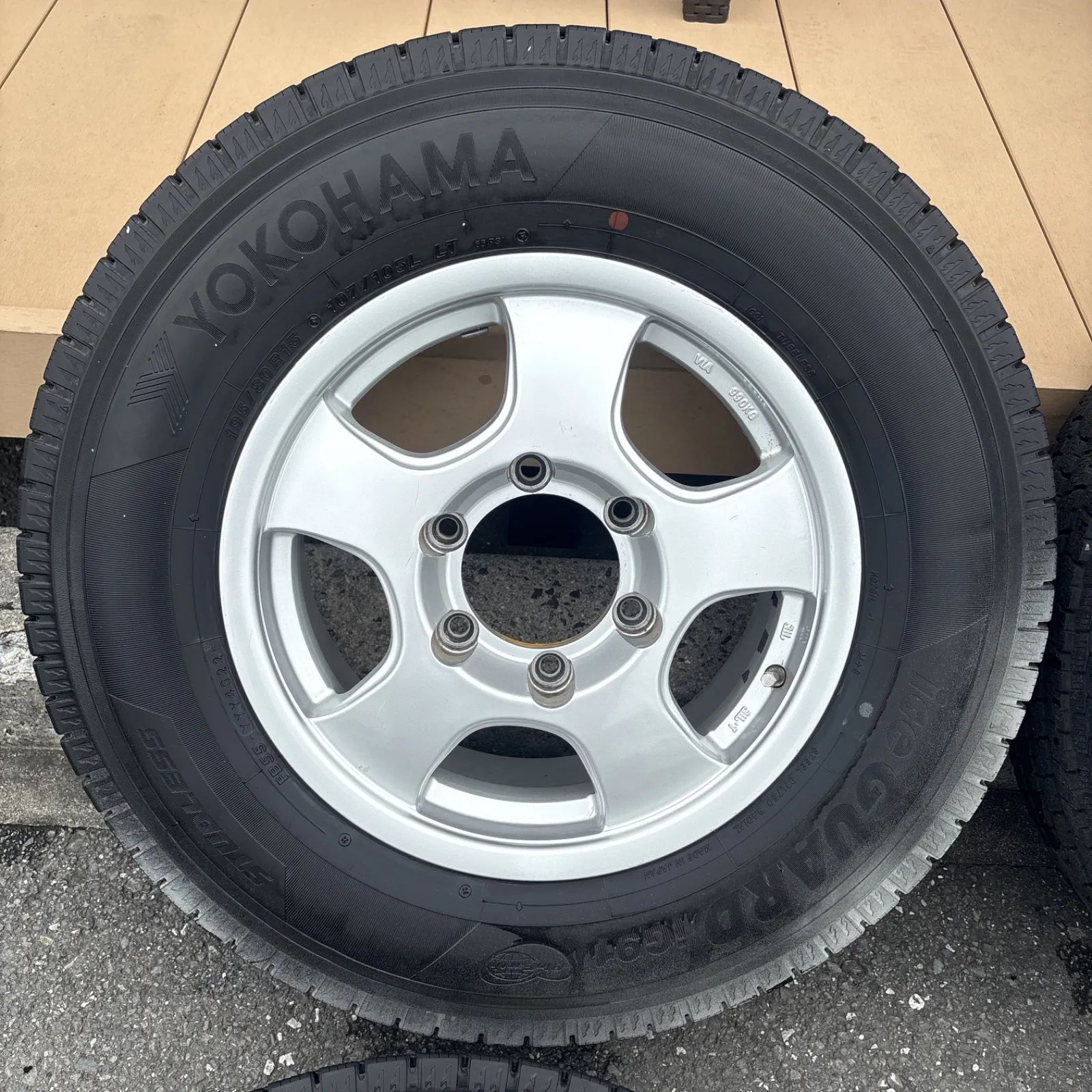 バリ溝 社外ホイールタイヤセット スタッドレス 195 80R15 アイスガード