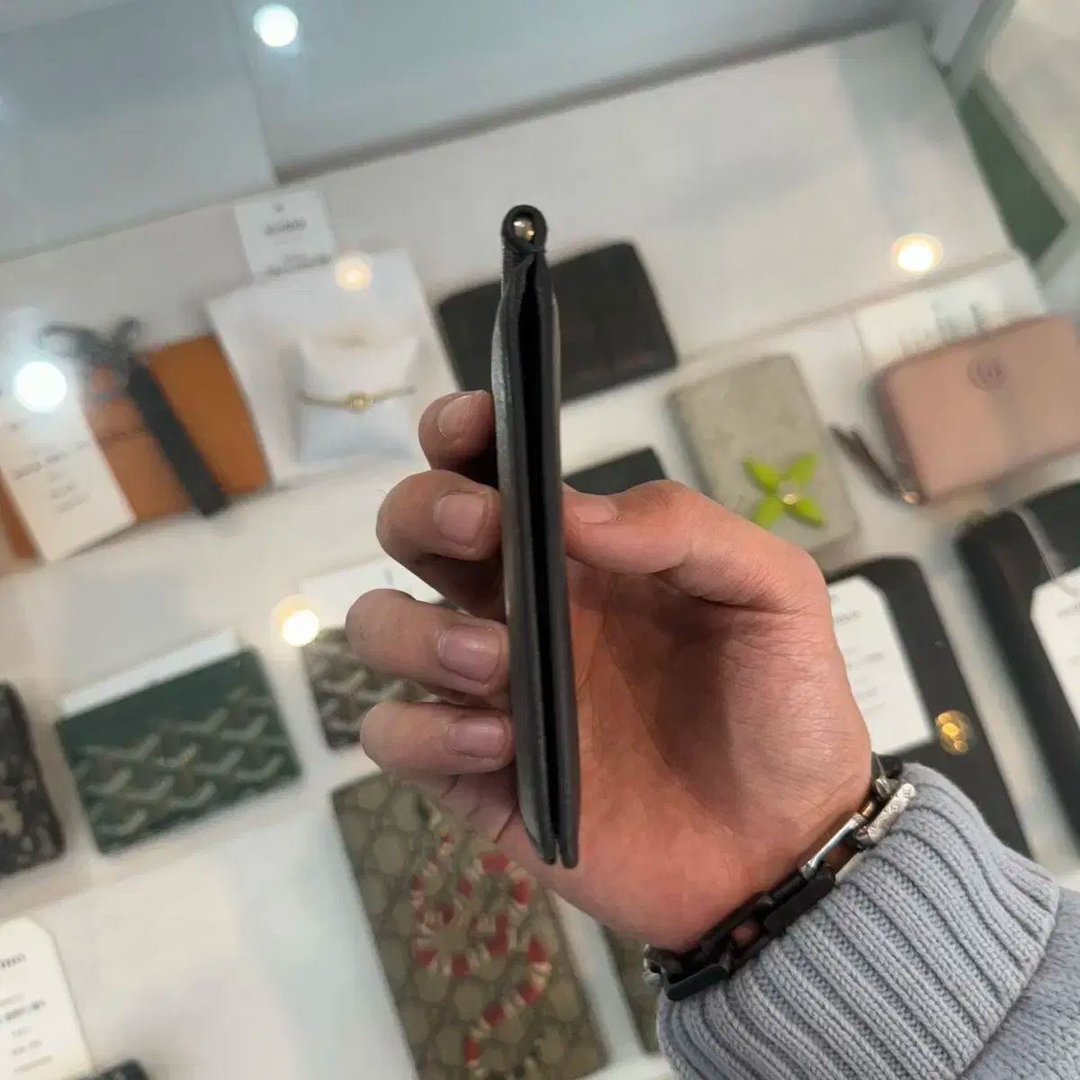 プラダ マネークリップ