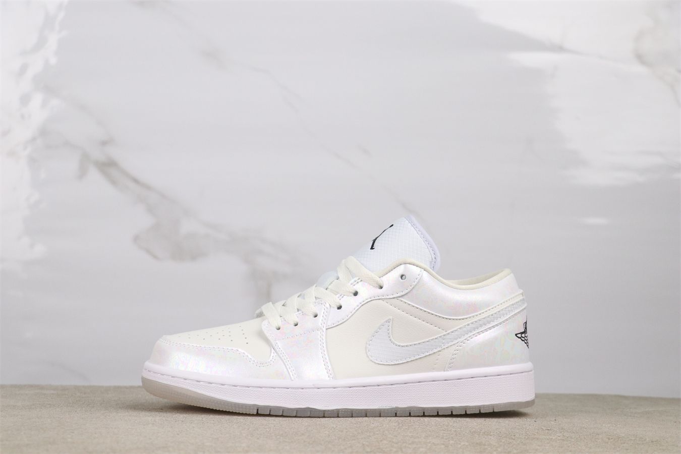 今日 Air Jordan 1 HF4080-001 ファントムホワイト - グレー - ブラック-MM輸入2
