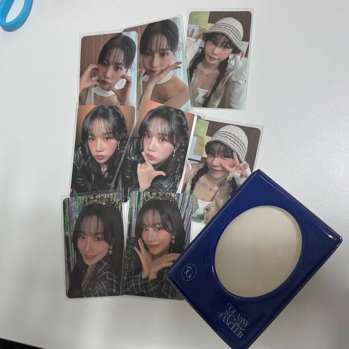 【雷市場（ポンジャン）商品韓国直送】 チョ・ユリ(JO YURI) 公式 オフィシャル 1 ギー トレカ コレックスブック