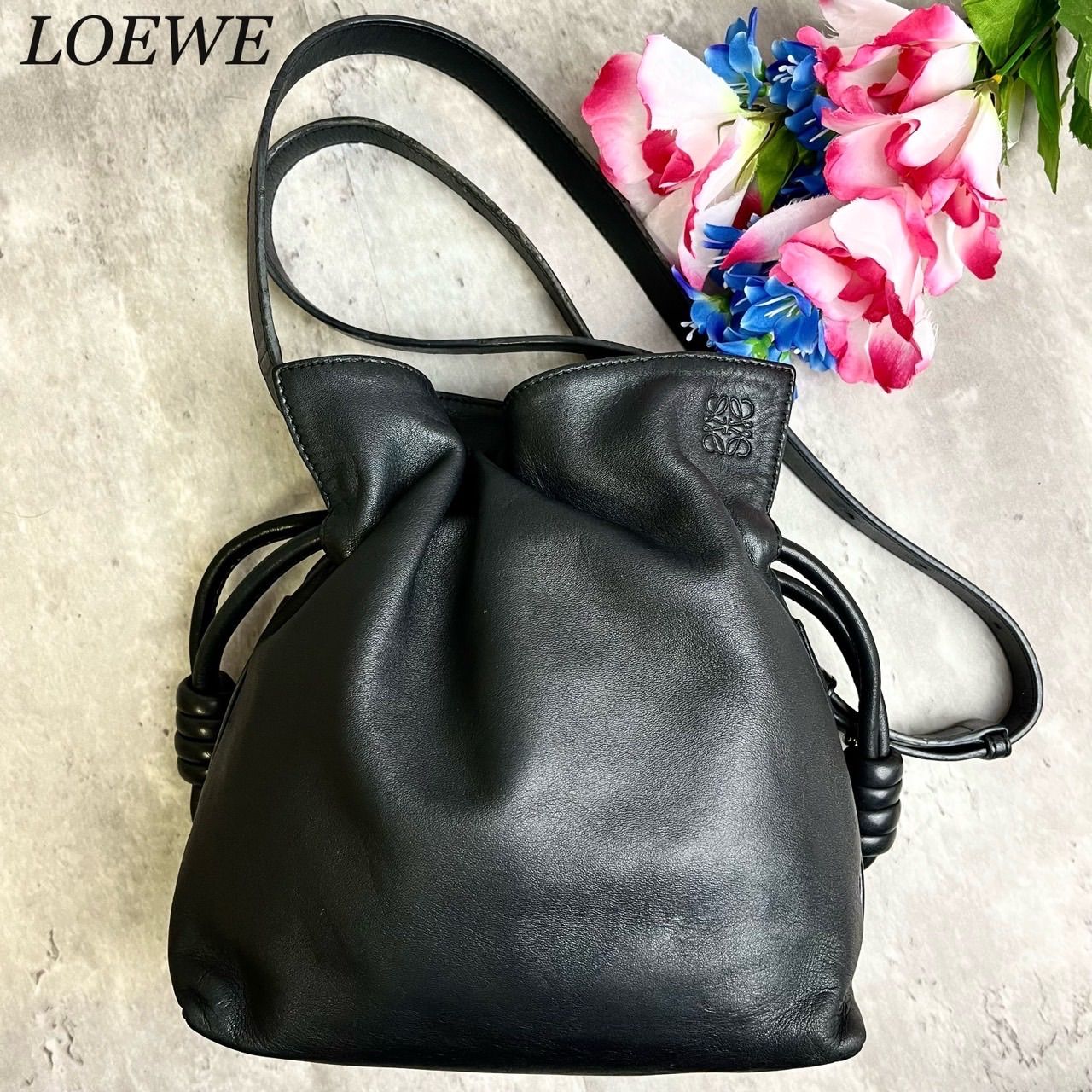 ✨良品✨ LOEWE ロエベ ショルダーバッグ トートバッグ 巾着 フラメンコ ノット アナグラム ロゴ型押し マグネット式 肩がけ 斜め掛け ナッパ レザー レディース ブラック 黒色 - メルカリ