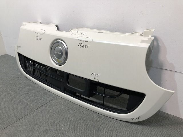 ムーヴキャンバス LA800S ラジエーターグリル フロントグリル 前グリル 純正 伊T ダイハツ LA800S LA810S ムーヴ キャンバス フロントグリル 純正