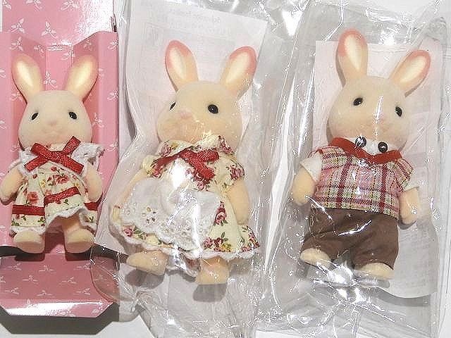 3| シルバニアファミリー ももいろウサギ 3体 ドールセット お父さん お母さん 女の子 Sylvanian Families 7E