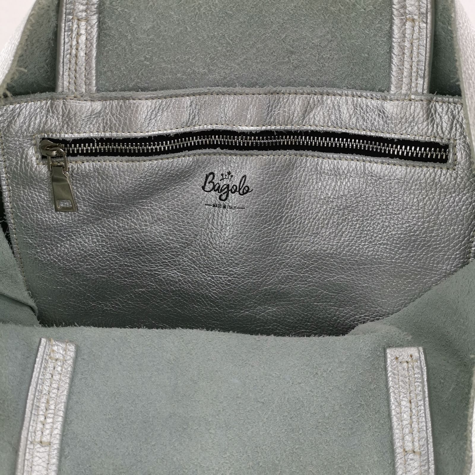 Bagolo バゴロ ピンバッジ トートバッグ シルバー レザー イタリア製 レディース 鞄 かばん 横幅35.5cm×マチ10cm×高さ32 ...