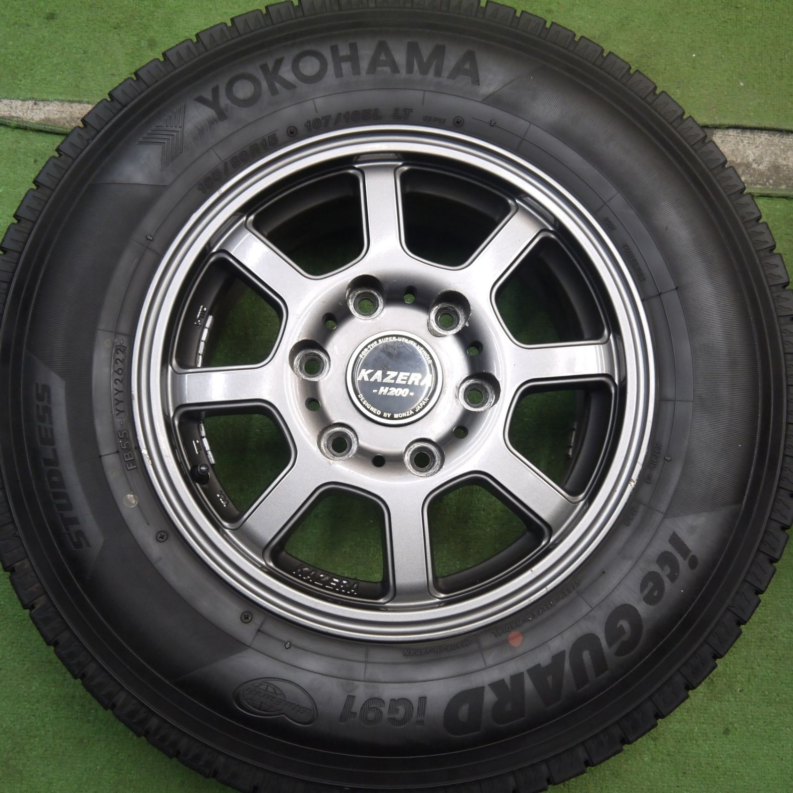 4本価格！22年☆ハイエース 等 スタッドレス 195/80R15 107/105L 