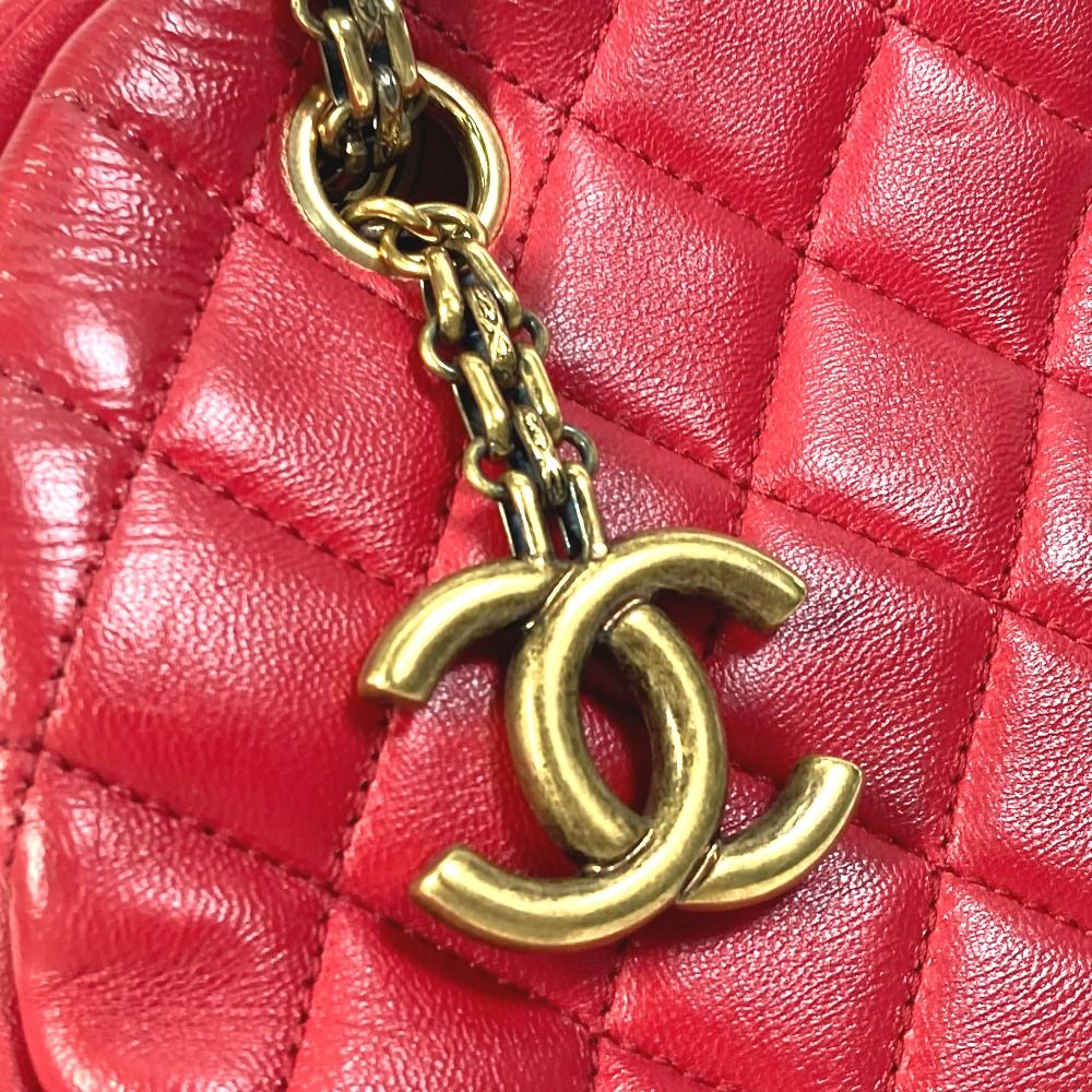 CHANEL シャネル ショルダーバッグ マトラッセ キルティング ミニ