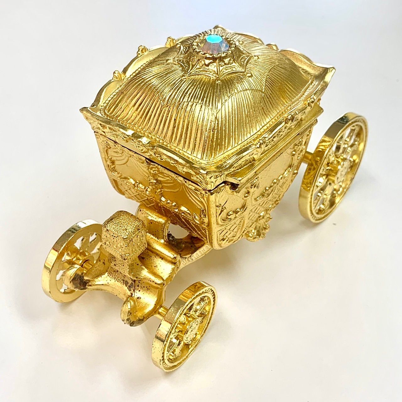 美品！宝石箱オルゴール（蝶が羽ばたきます） imgrc0071967347.jpg