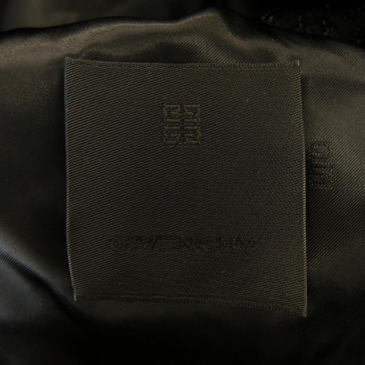 ノー ジャケット