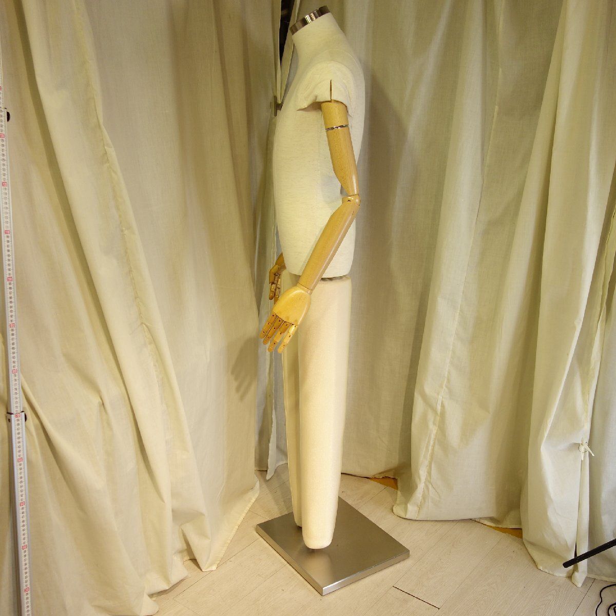 メンズトルソー エコボディ 腕付き 脚付き 高さ調整可 アパレル 店舗 什器 店舗用 M242