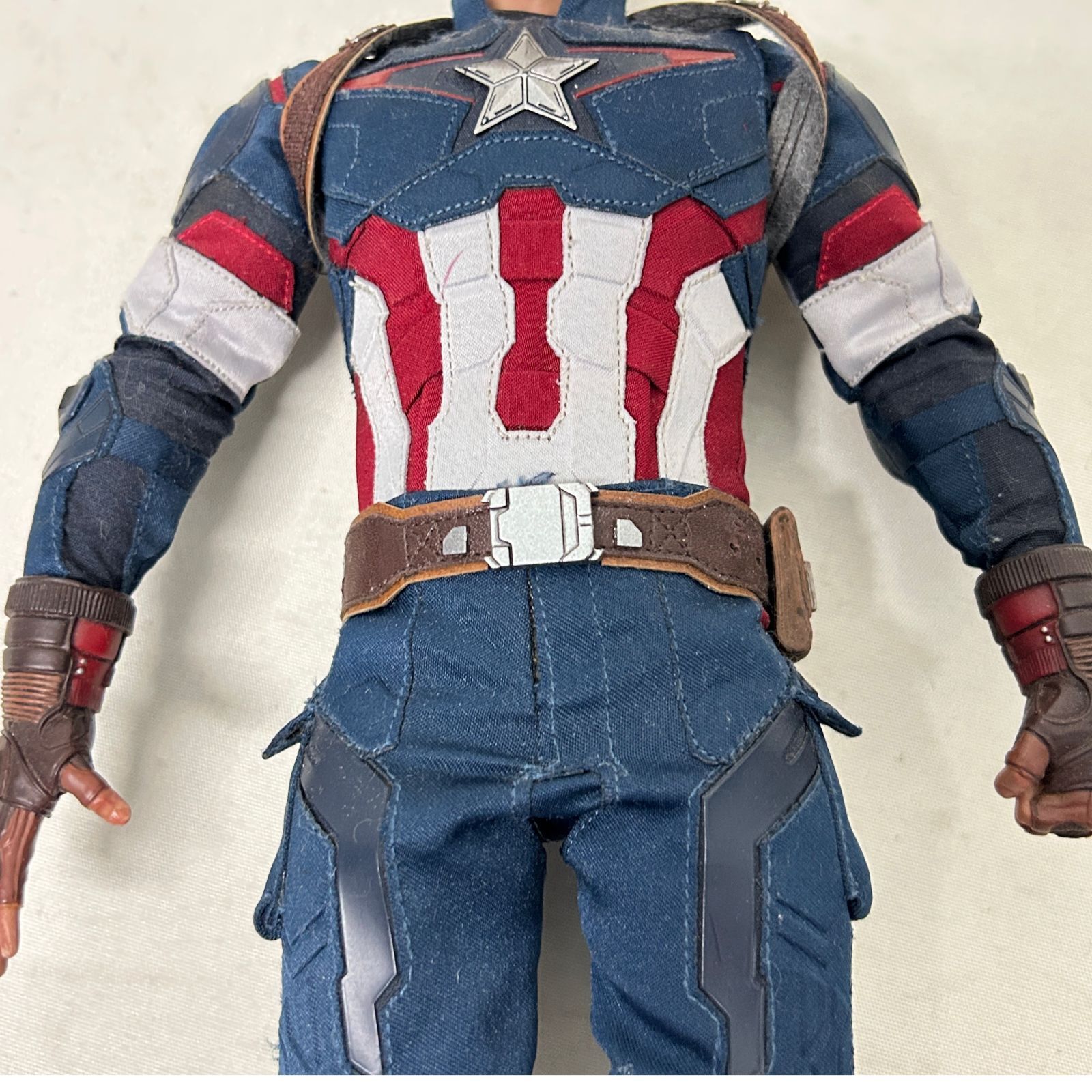 Hot Toys キャプテン・アメリカ フィギュア ムービー・マスターピース】『シビル・ウォー／キャプテン