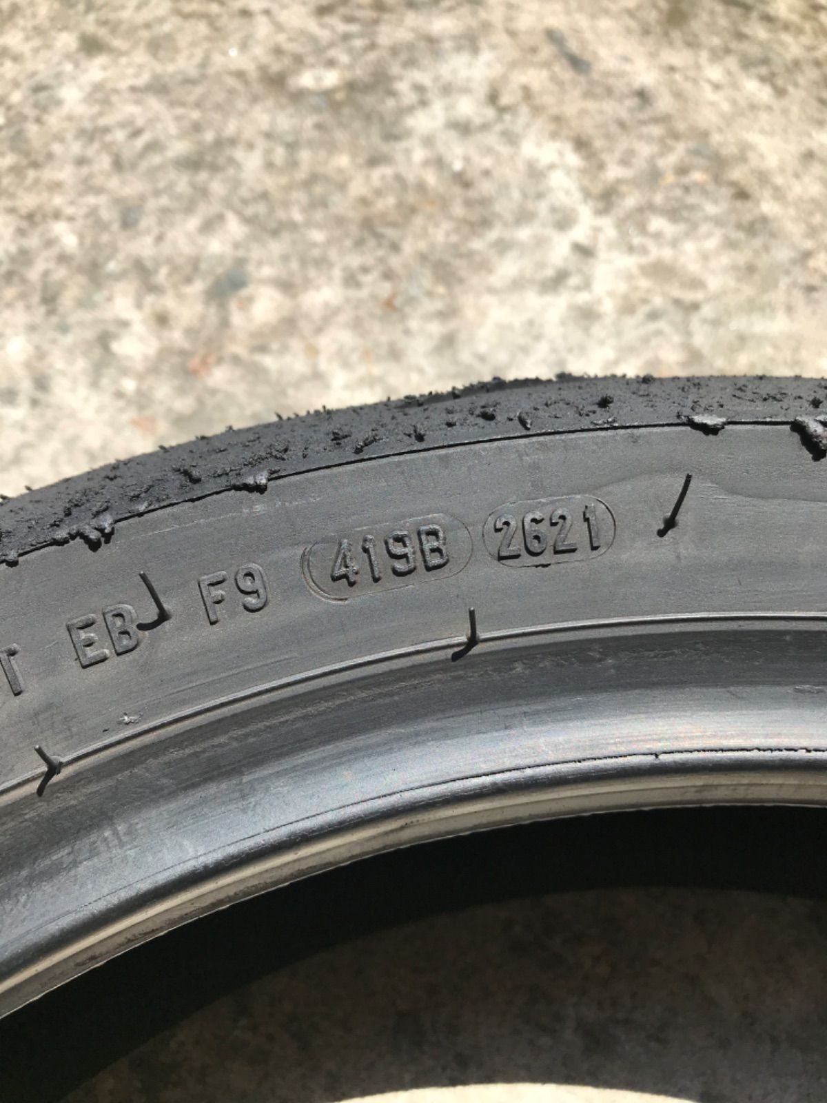 ピレリ スーパーコルサV3