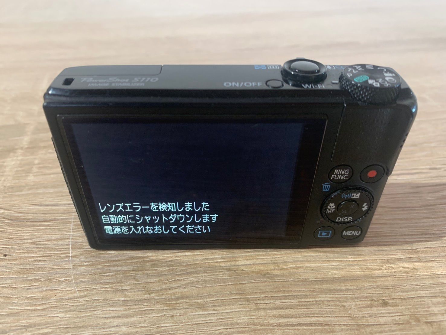 ブラック デジカメ