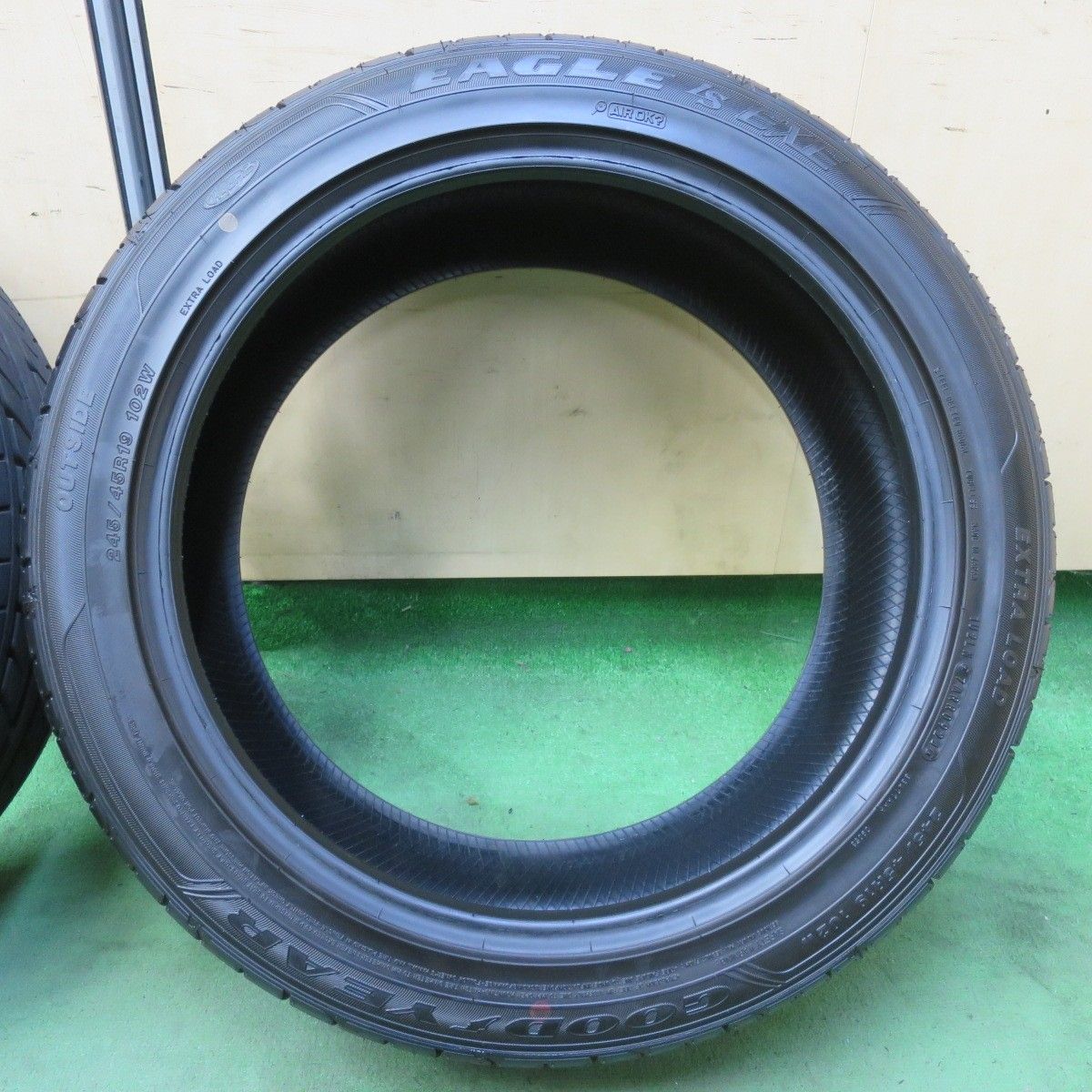 バリ溝 24年 9.5分以上 2本 245|45R19 グッドイヤー イーグル LS EXE 19インチ タイヤ アルファード ヴェルファイア 等 5101404イノタ WWW_NOITHATQUANGTHANH_NET