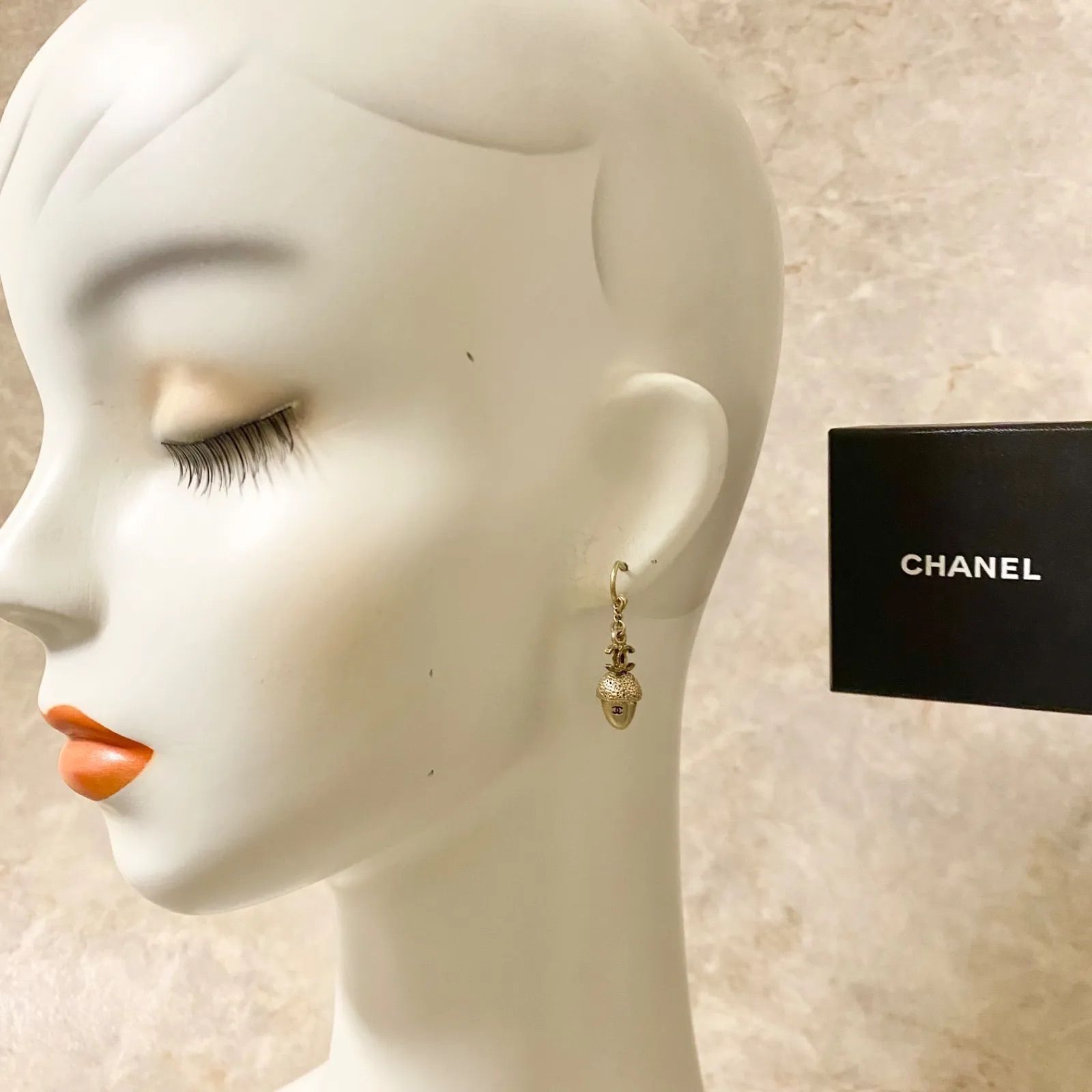 CHANEL どんぐり ピアス - ピアス(両耳用)