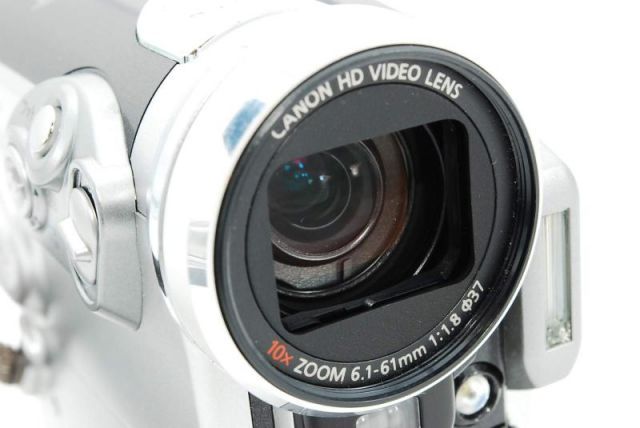 Canon ハイビジョンデジタルビデオカメラ iVIS (アイビス) HV10